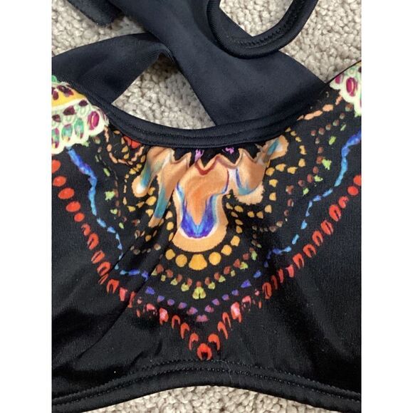 New. Pilyq embroidered full bikini. MIXED SIZES
S-top/L-bottoms. Normally $169 - Picture 5 of 8